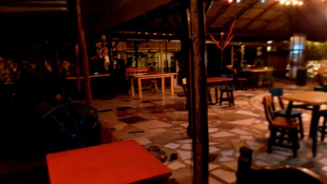 Posadamanduka Eco-Hostel Вилавиченцио Екстериор снимка