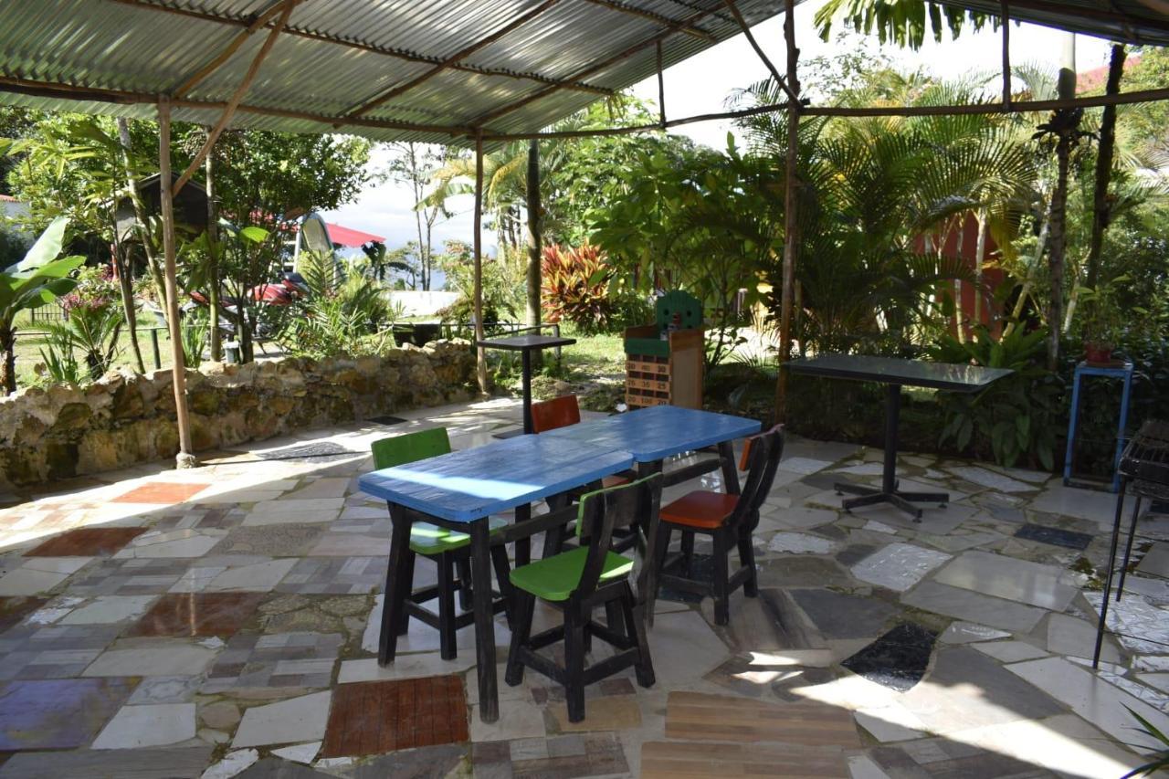 Posadamanduka Eco-Hostel Вилавиченцио Екстериор снимка