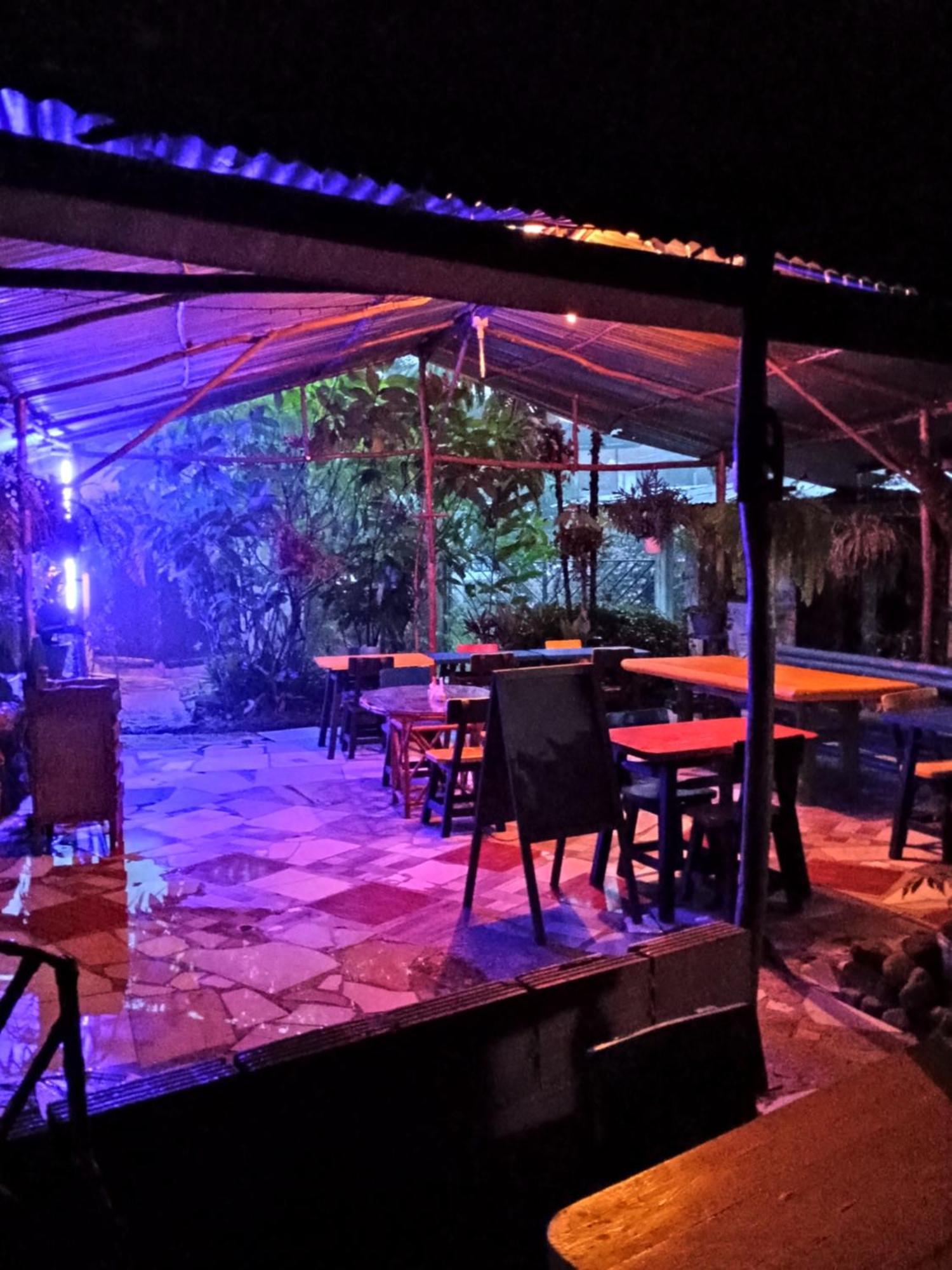Posadamanduka Eco-Hostel Вилавиченцио Екстериор снимка